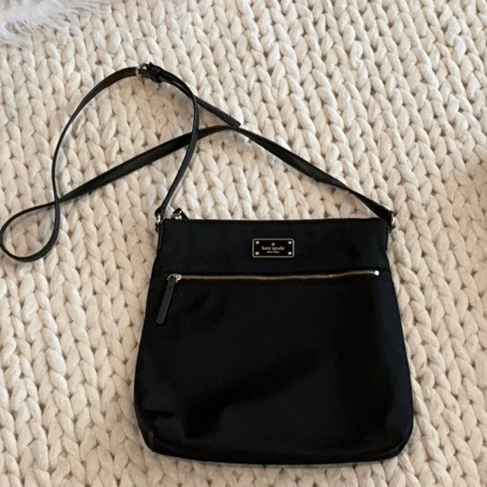 Kate Spade Elegant Black Crossbody Bag